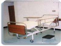 Cama hospitalaria manual de cuatro planos